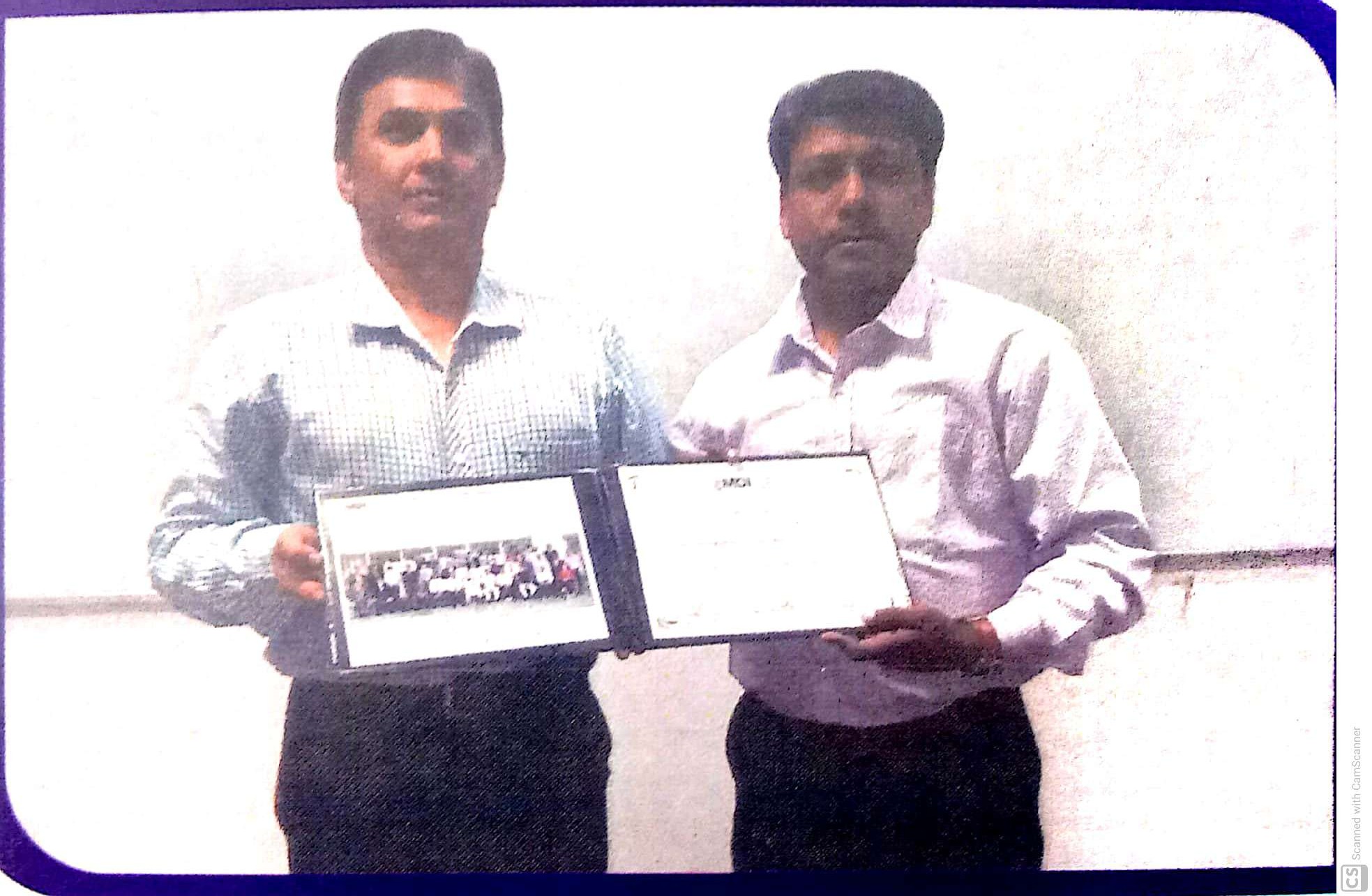 MDRT Felicitation by Divisional Manager and Marketing Manager